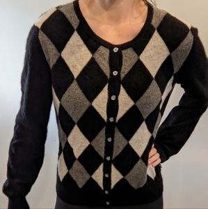 100% Cashmere Apt 9 button up argyle sweater grays and black colors